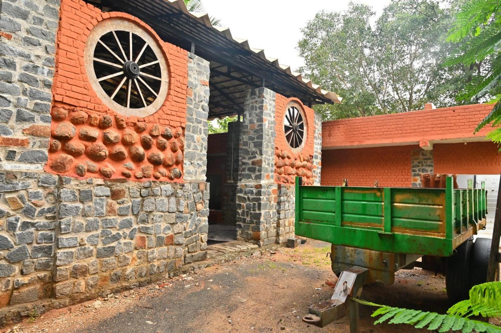Pathayam Inn Tiruvannāmalai Dış mekan fotoğraf